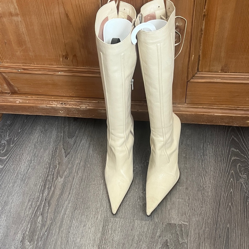 Vero Cuoio Cream Knee Boots